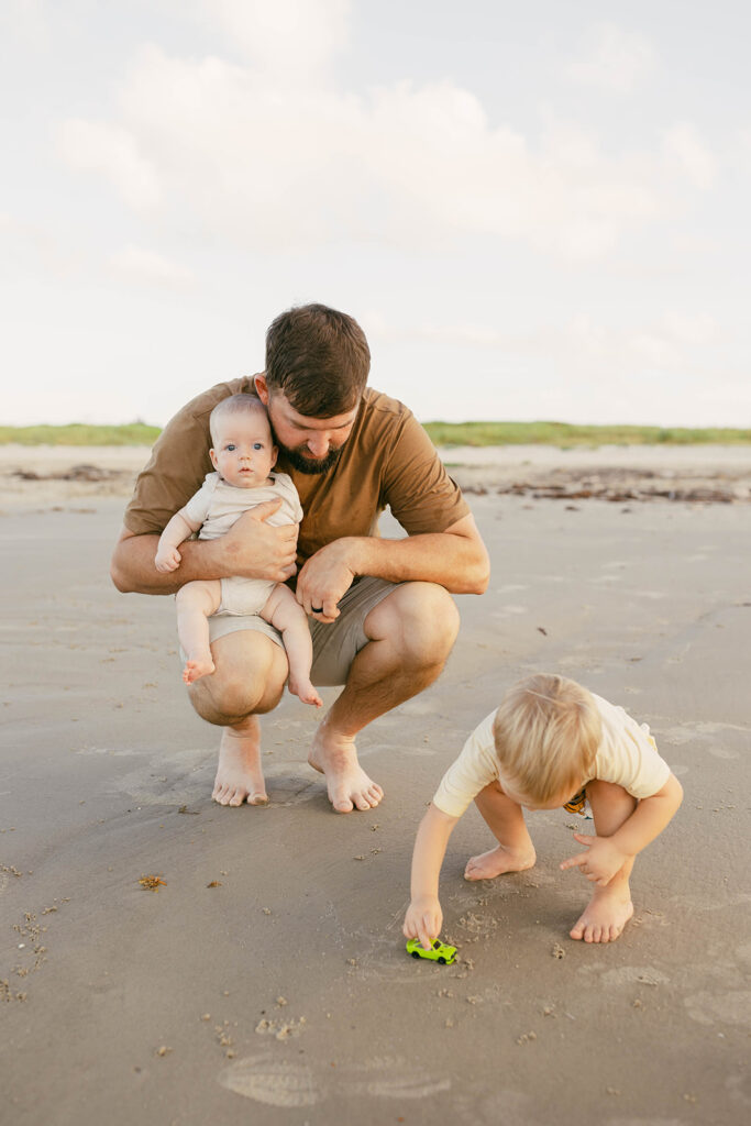 The best locations for family photos at Galveston beach