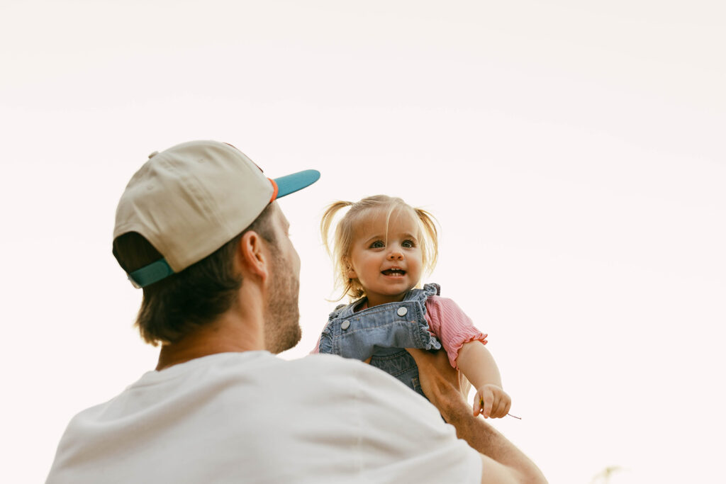 Candid family photographer in the woodlands texas
